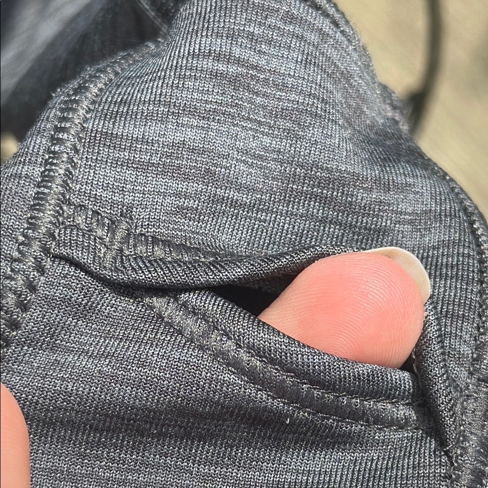 Under Armour Fitted Long Sleeve Black and Gray Zippered Top - Picture 4 of 7